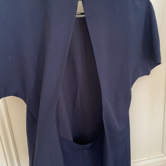 Medium tobi dress with open back - Picture 4 of 5